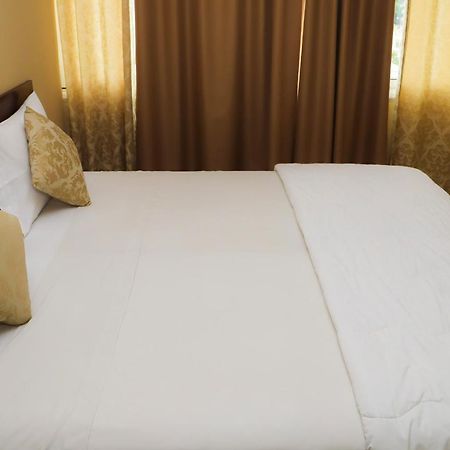 Nuevo Hotel リベラ エクステリア 写真